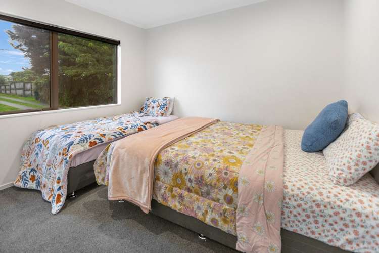 16 Mahanga Road Fairy Springs_15