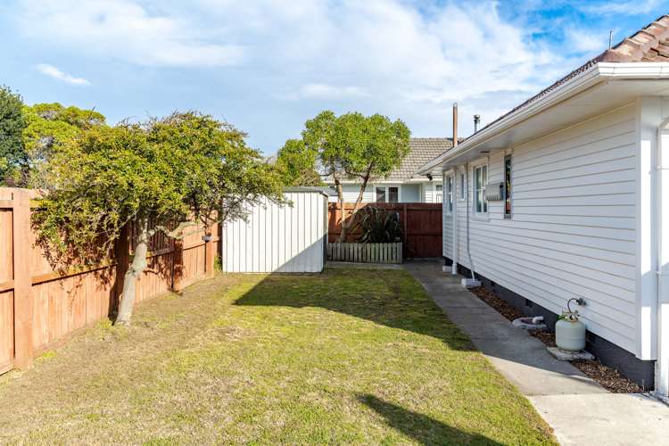 227 Pine Avenue South New Brighton_14