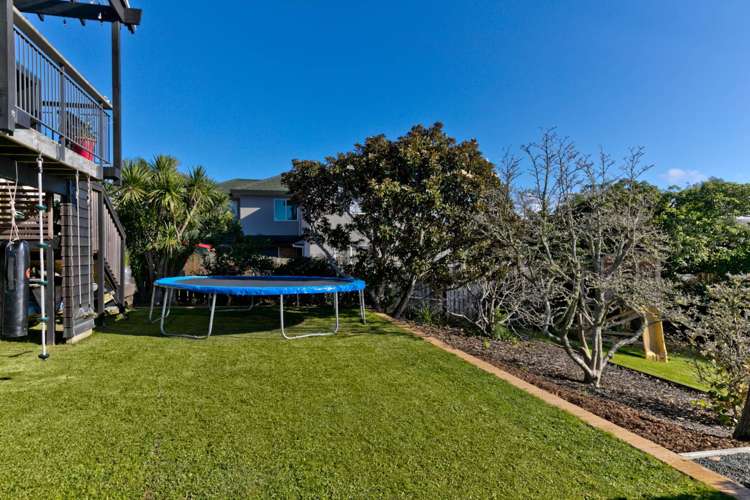 8 Hyde Road Rothesay Bay_16