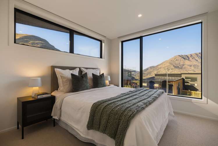 79 Middleton Road Queenstown Hill_12