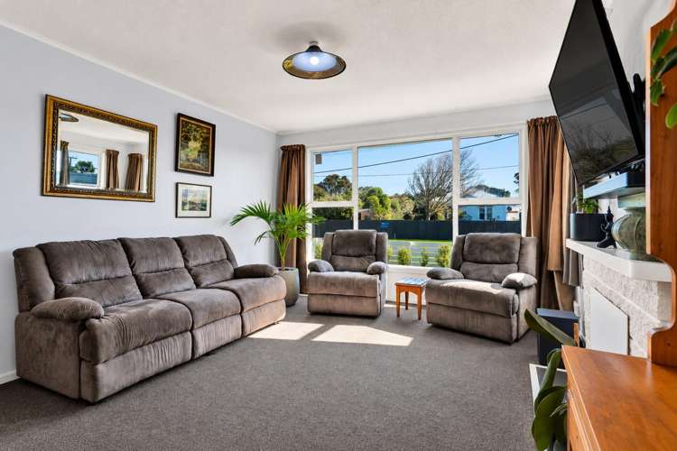 111 & 111a Puriri Street Hawera_5