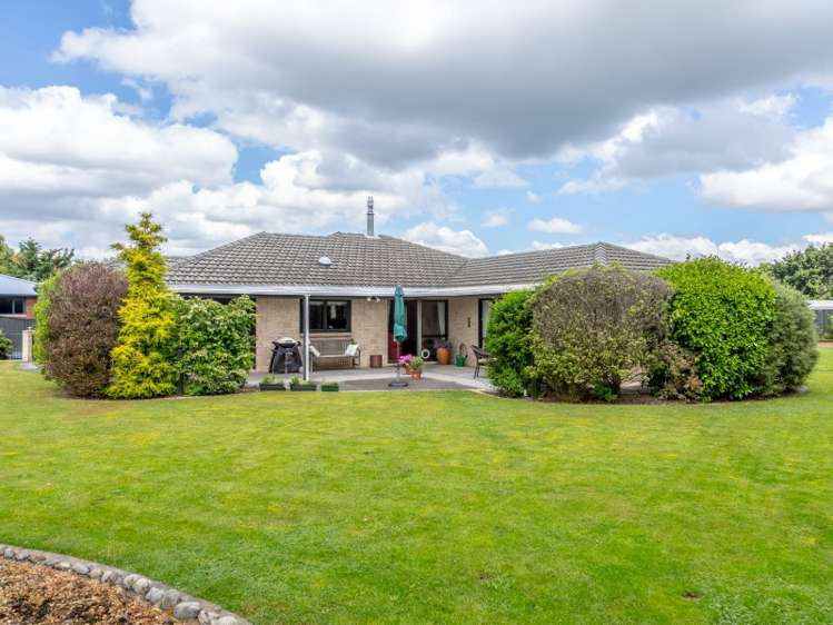 9 Ivondale Grove Solway_18