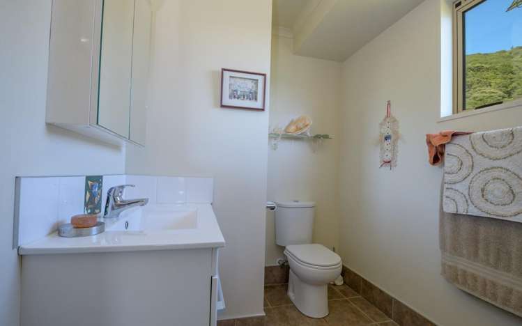 2838 Kenepuru Road Kenepuru Sound_9