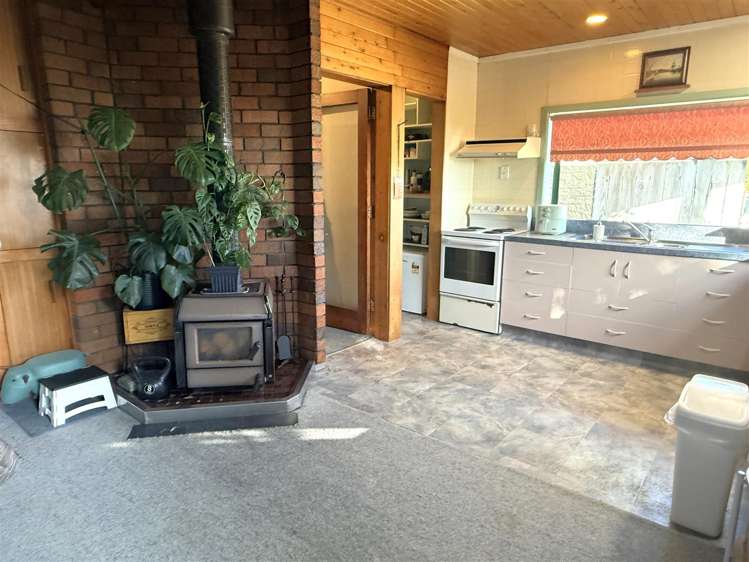 7 Redwood Place Karoro_25