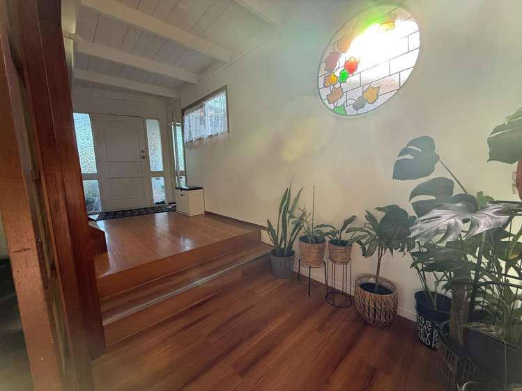 16 Woodhall Road Epsom_2