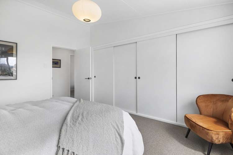 77 Easther Crescent Kew_27