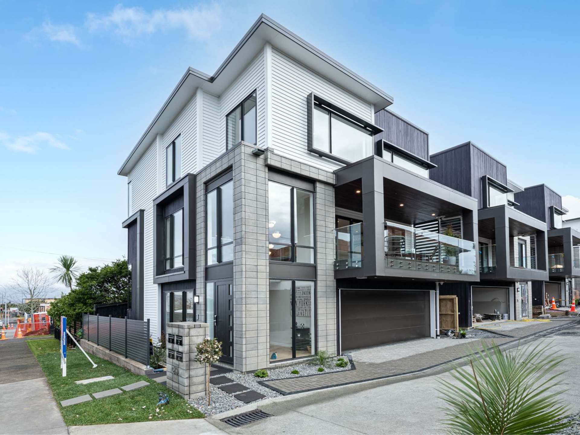 1/20 Williamson Avenue | Belmont | North Shore City | Houses for Sale ...