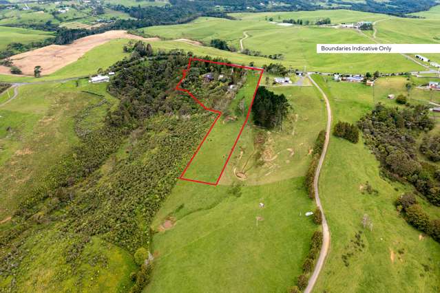 Ocean and Kaipara views, bush and grazing