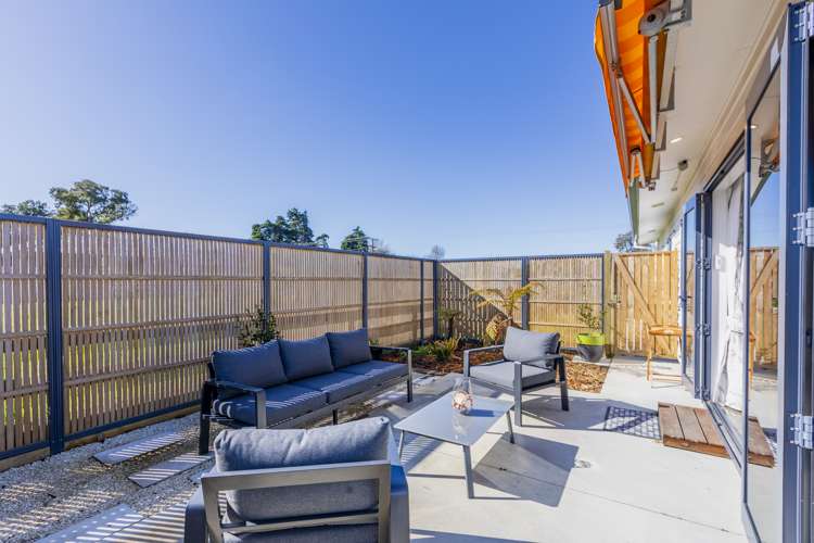 8 White Road Otane_16