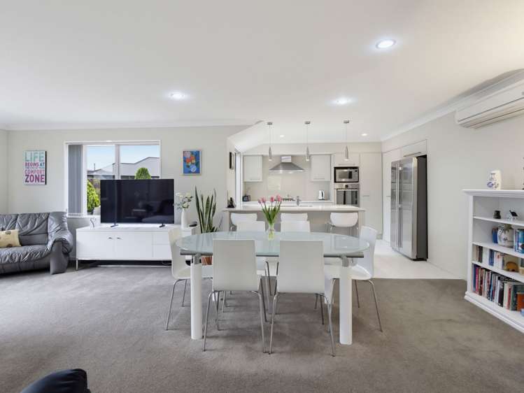 12 Hasendene Drive Lincoln_6