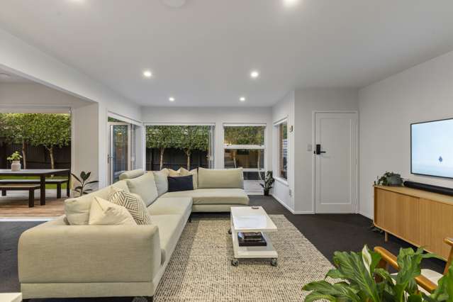 2/3 Knightsbridge Drive Forrest Hill_4