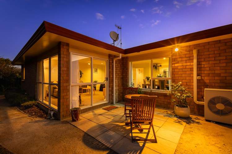 5A Beachwater Grove Paraparaumu Beach_1