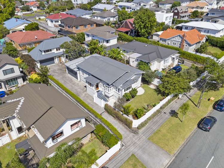 4 Cambrai Avenue Mount Roskill_24