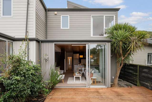 10/3 Severn Street Island Bay_1