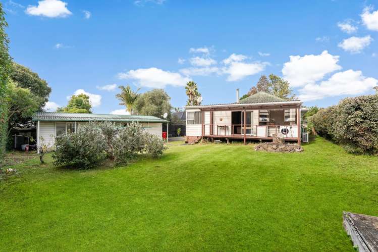 5 Holman Road Te Atatu Peninsula_14