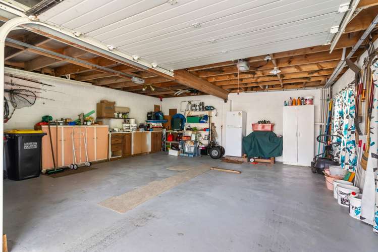 216 Patuwai Drive Whangamata_25