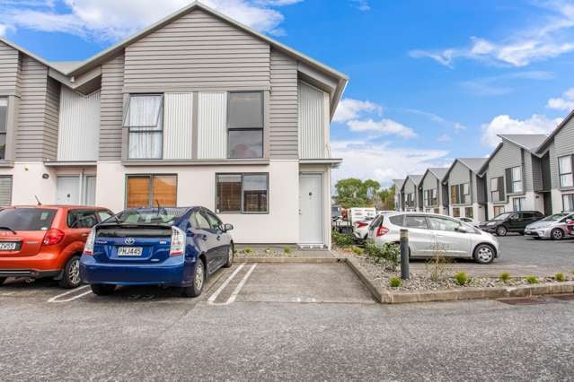 2 Bedroom Fave in Mt Wellington!