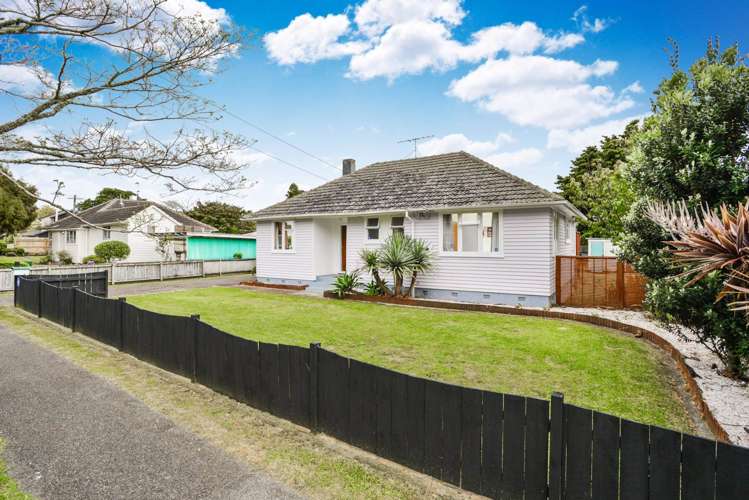 92 Kings Road Panmure_1