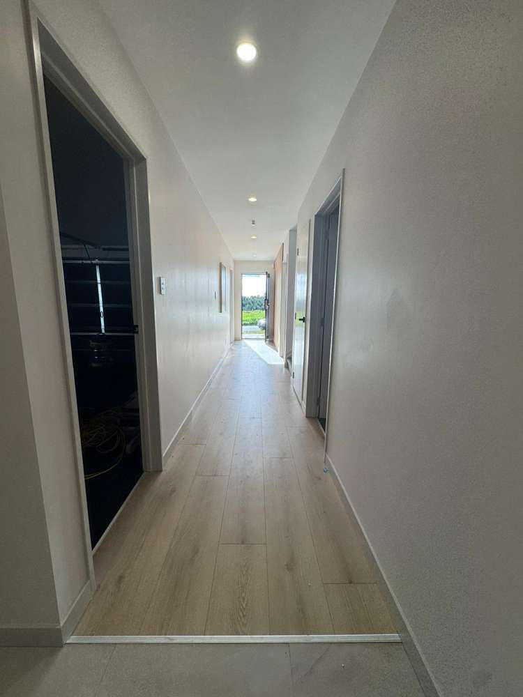 16 Grand Ridge Avenue Flat Bush_21