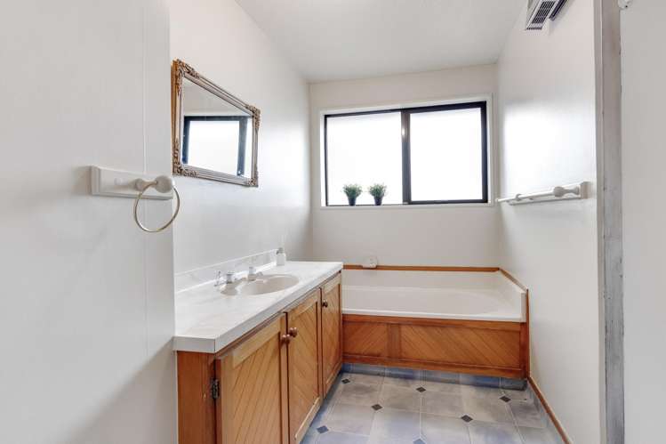 1/22 Leander Street Northcote_6