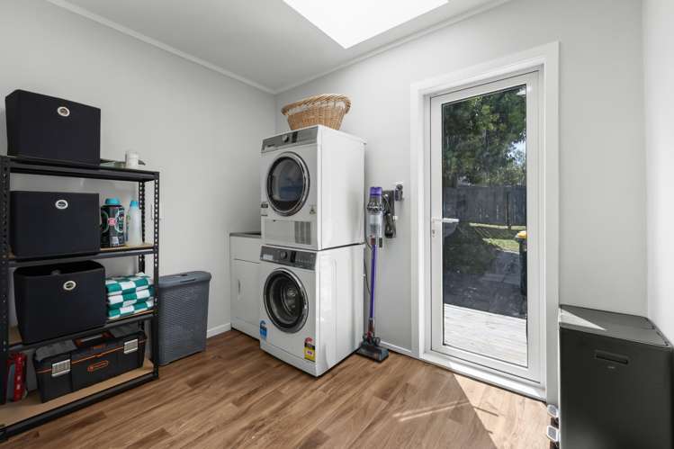 4 Glengarry Road Glen Eden_27