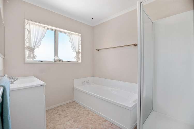 17A Solway Place Mount Maunganui_10