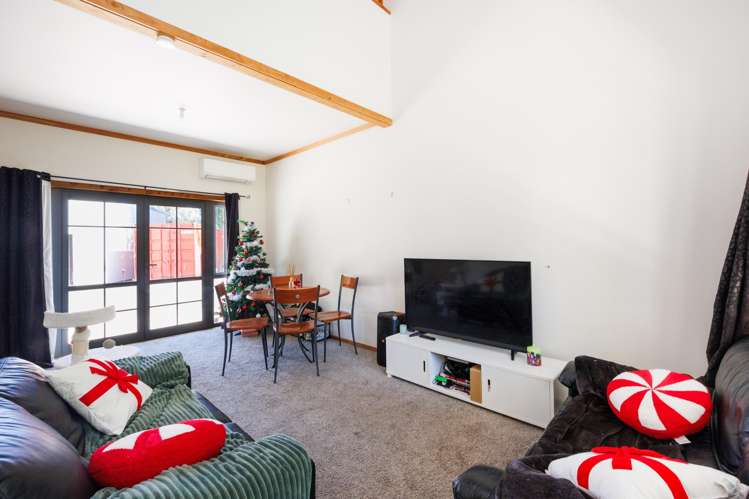 851 Milson Line Newbury_22