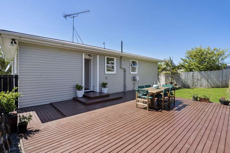 44 Lauderdale Road Birkdale_8