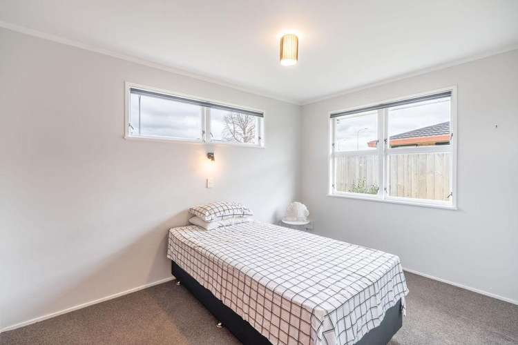 Flat 1/747 Cameron Road Tauranga South_12