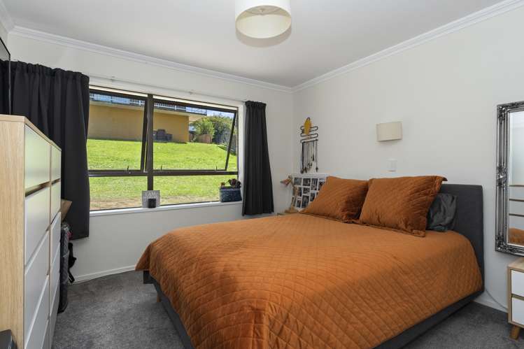 11c Baverstock Road Nawton_4