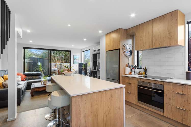 1/61 Peverel Street Riccarton_6