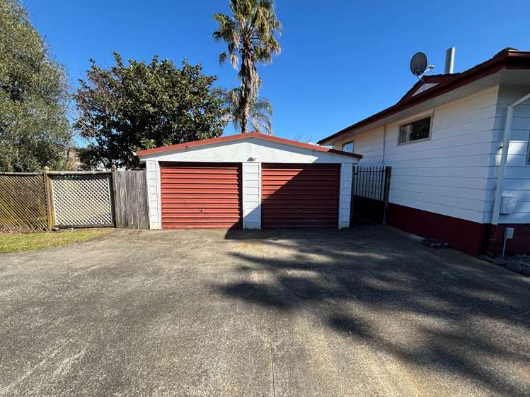 104 Aviemore Drive Highland Park_15