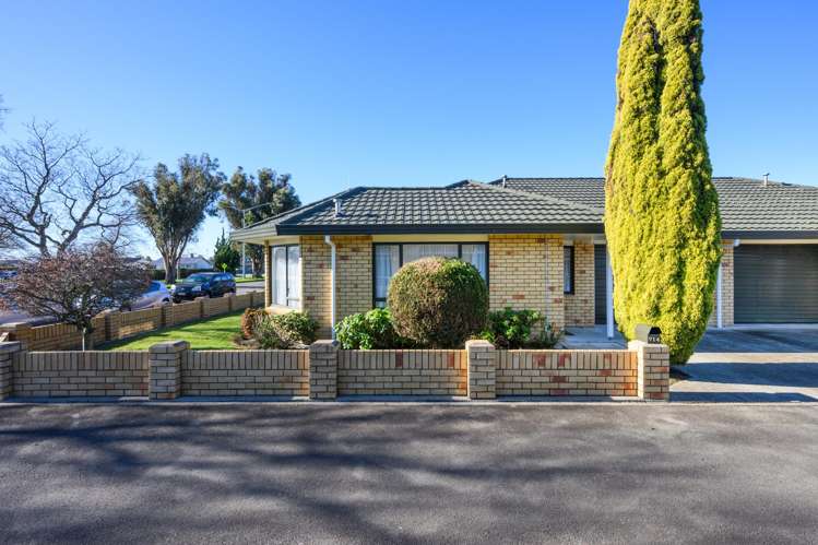 714 Pioneer Highway Takaro_1