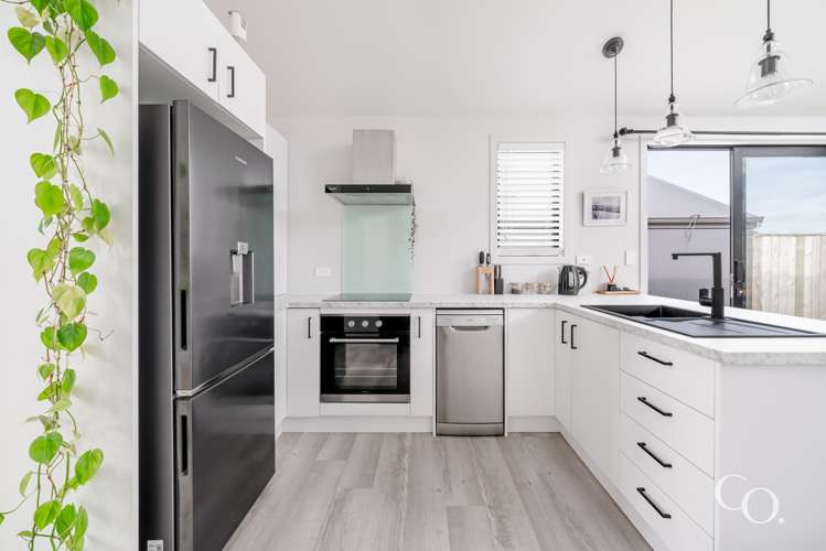 12 Manchester Way Judea_3