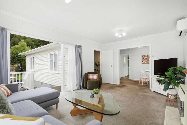 14 Lowry Crescent Stokes Valley_1