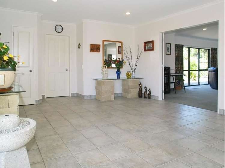 8 Scoresby Grove Whitby_6