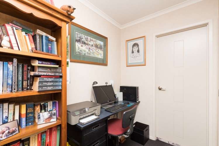 3 Denby Heights Hawera_11