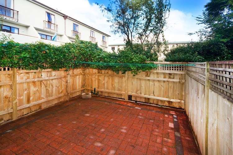 12/25 Rossmay Terrace Mount Eden_13