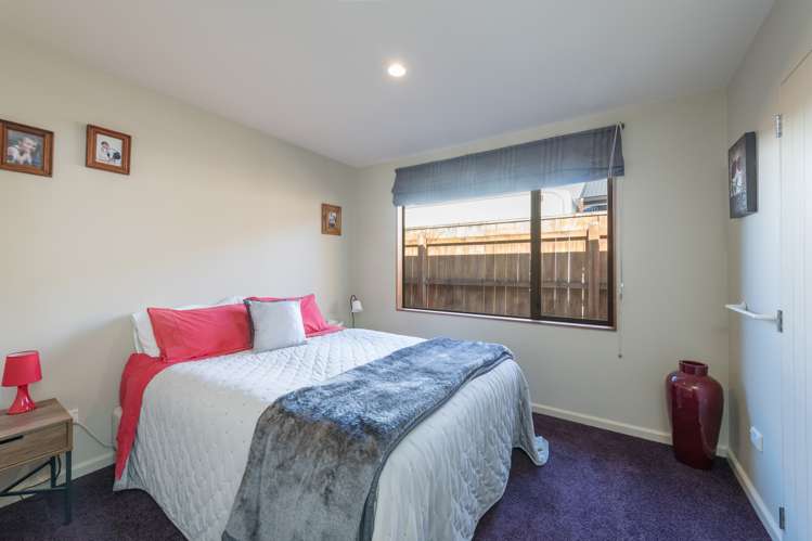 7 Covent Drive Stoke_22