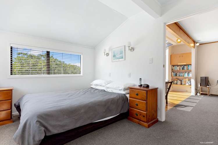 2 Puketitiro Street Glen Eden_10