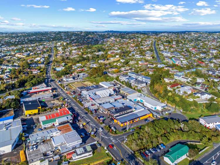 748 Beach Road Browns Bay_19