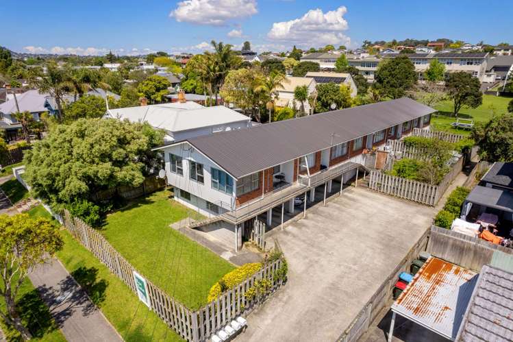 1/1 Fifth Avenue Mount Albert_16