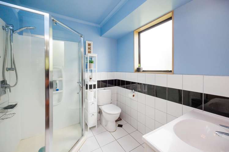 12 Walnut Grove Kelvin Grove_15