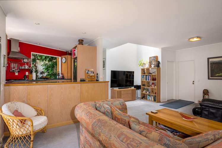728 Whangamata Road Kinloch_9