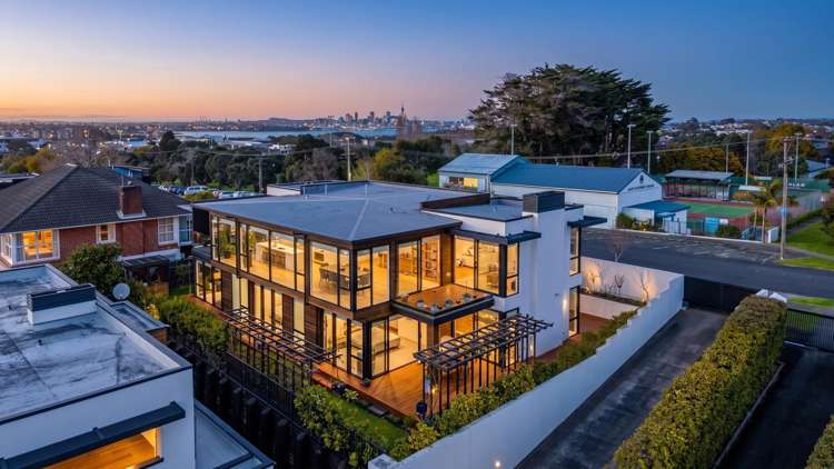 37 Lake Pupuke Drive Takapuna_17