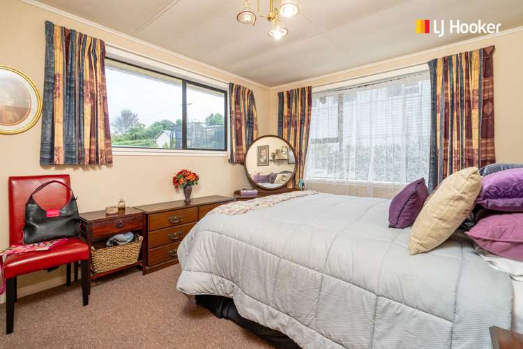 104 Riselaw Road Calton Hill_17