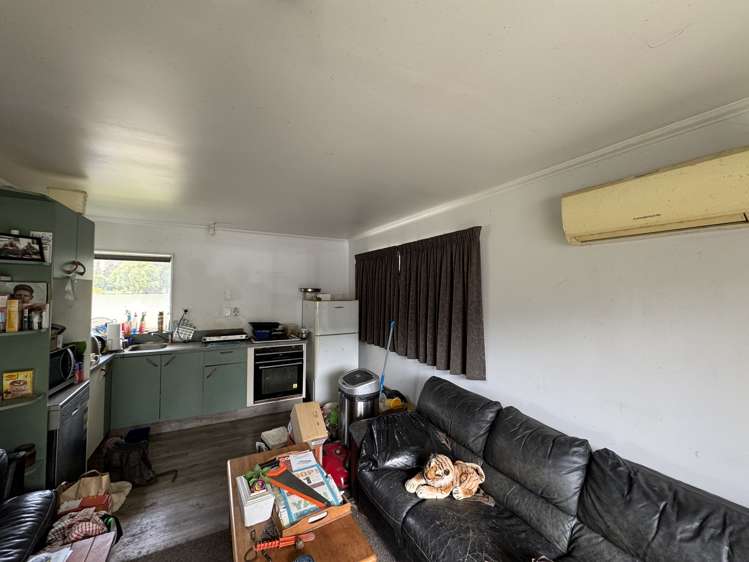 17 Para Railway Road Koromiko_11