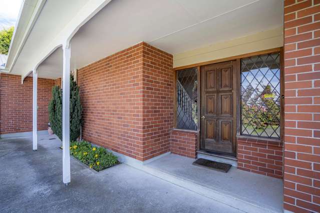 274 Findlay Road Ascot_4