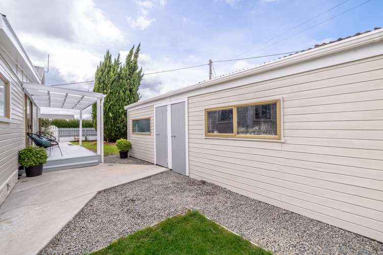 102 Fox Street Featherston_19