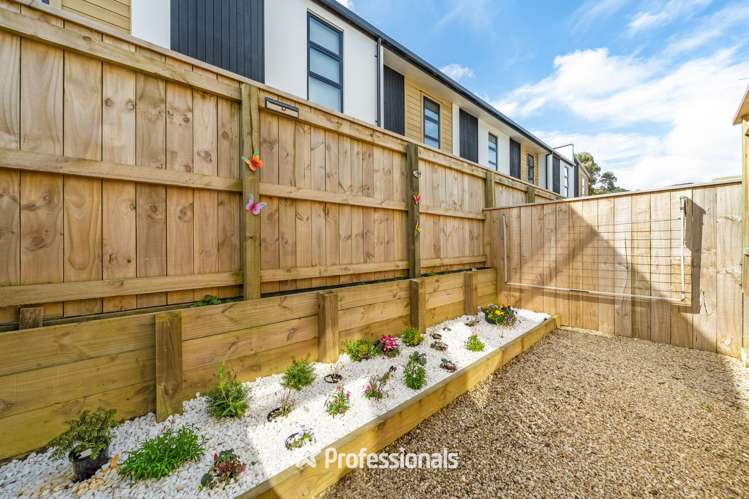 6/26 Fitzherbert Road Wainuiomata_11